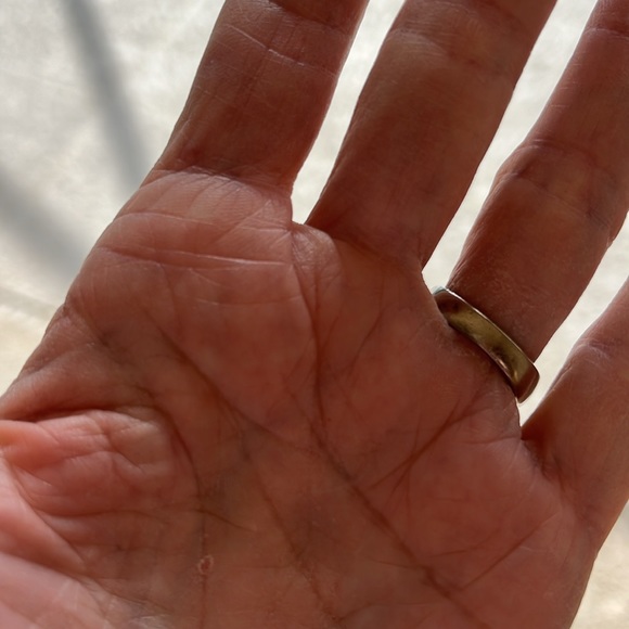 Sterling Silver Ring - Picture 9 of 10